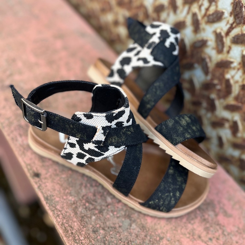Very G Jayla Cow Print Sandals Size 9.5 Western Boutique Comfort - Picture 2 of 8